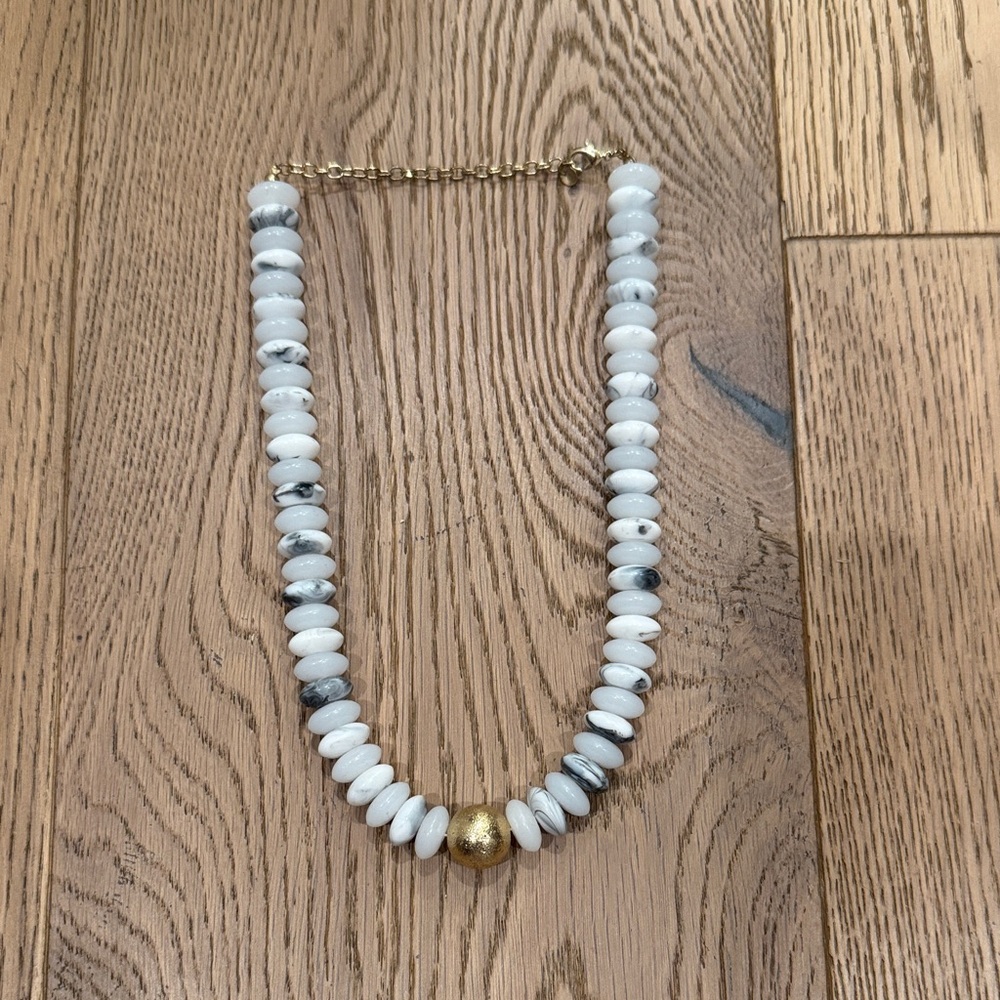 White and Gold Chunky Beaded Necklace